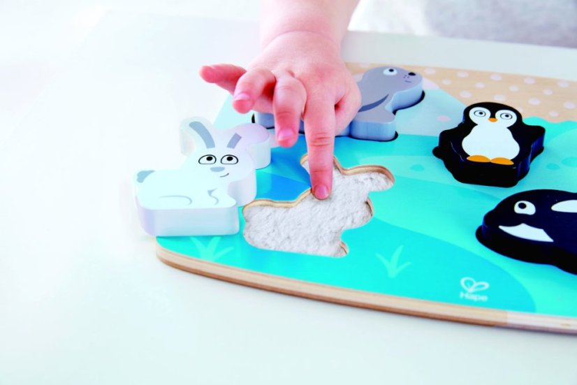 Hape Drevené taktilné puzzle POLÁRNA ZVIERATKÁ