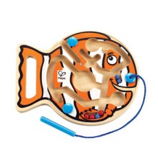 Hape Dřevěný magnetický labyrint Rybka