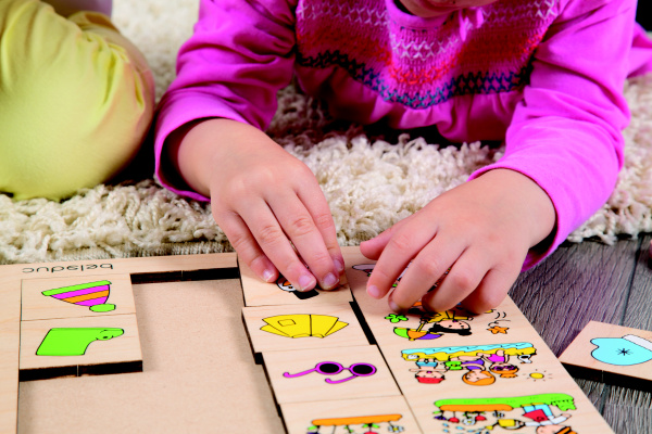 Beleduc Třídící puzzle Roční období