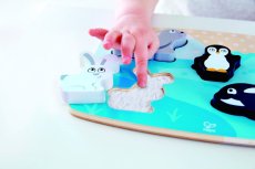 Hape Drevené taktilné puzzle POLÁRNA ZVIERATKÁ